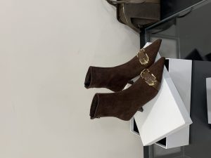 2025 New Pointed Toe Slim Boots Fashion Versatile Warm Lined Button Thin Heel High Heel Commuter Autumn Winter Boots Women
