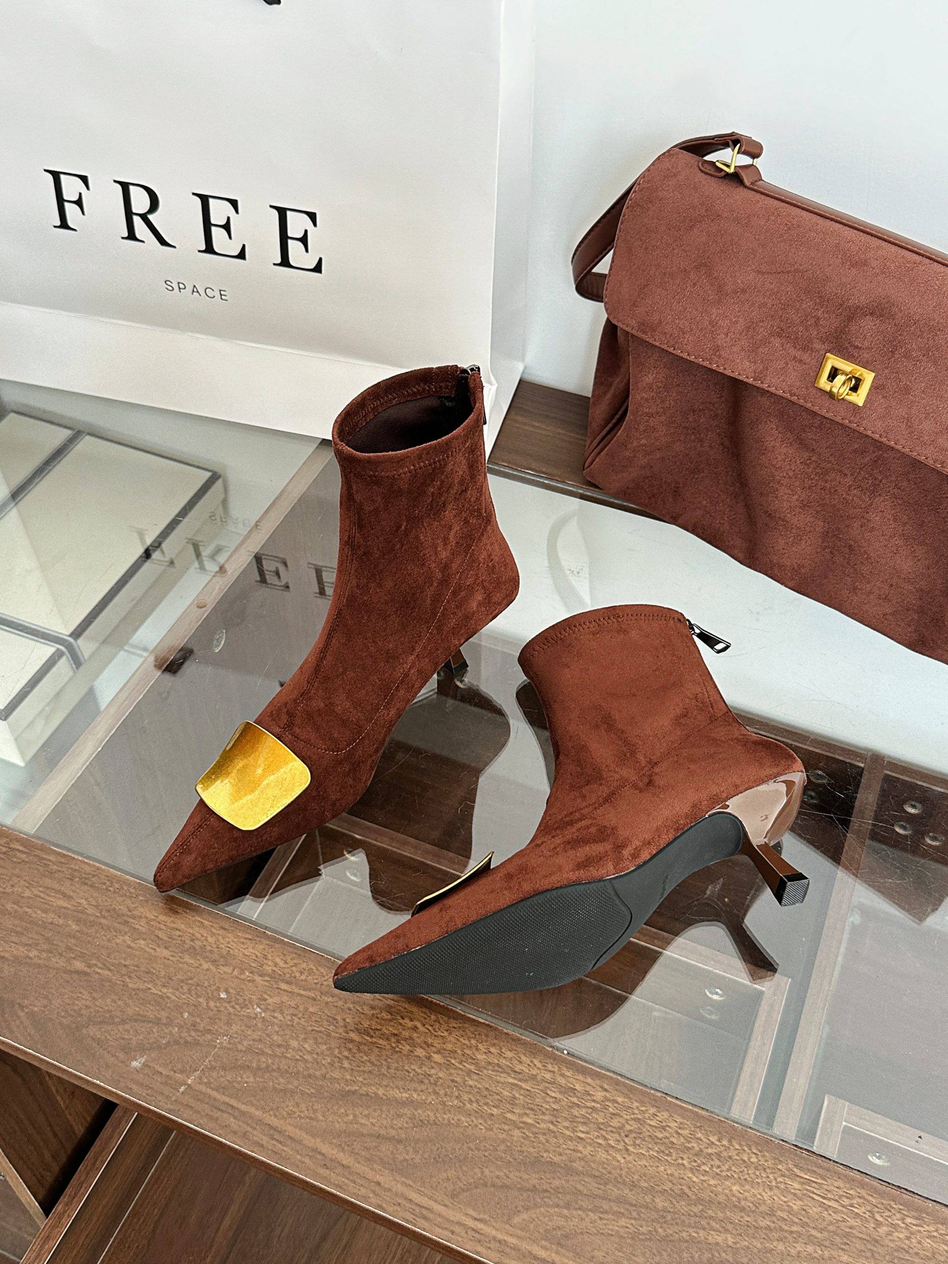 2025-new-style-versatile-kitten-heel-slim-boots-french-style-metal-buckle-short-boots-thin-high-heel-women-boots