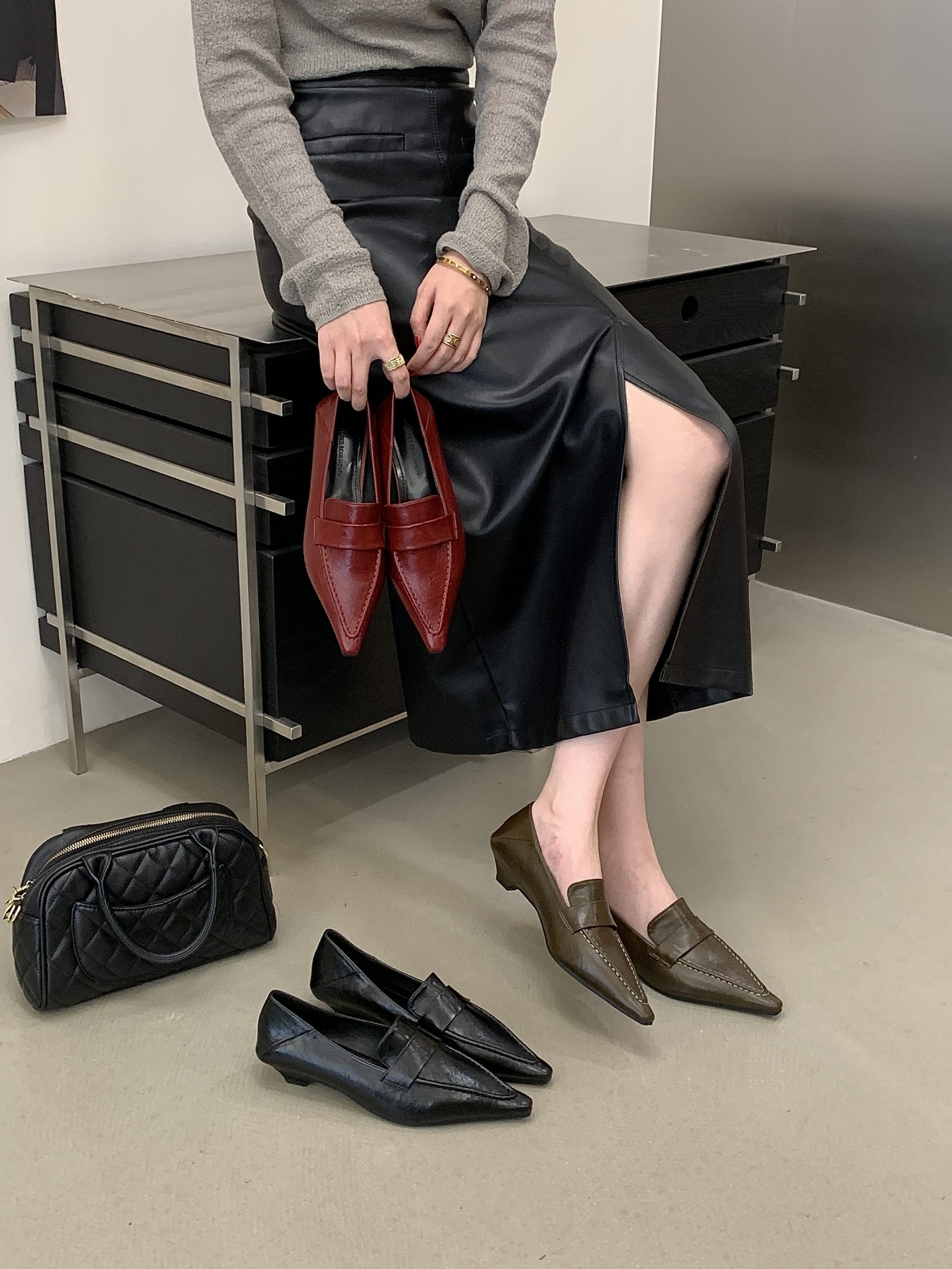 2026-new-autumn-british-style-pointed-toe-deep-mouth-low-heel-slip-on-shoes-vintage-comfortable-casual-shoes