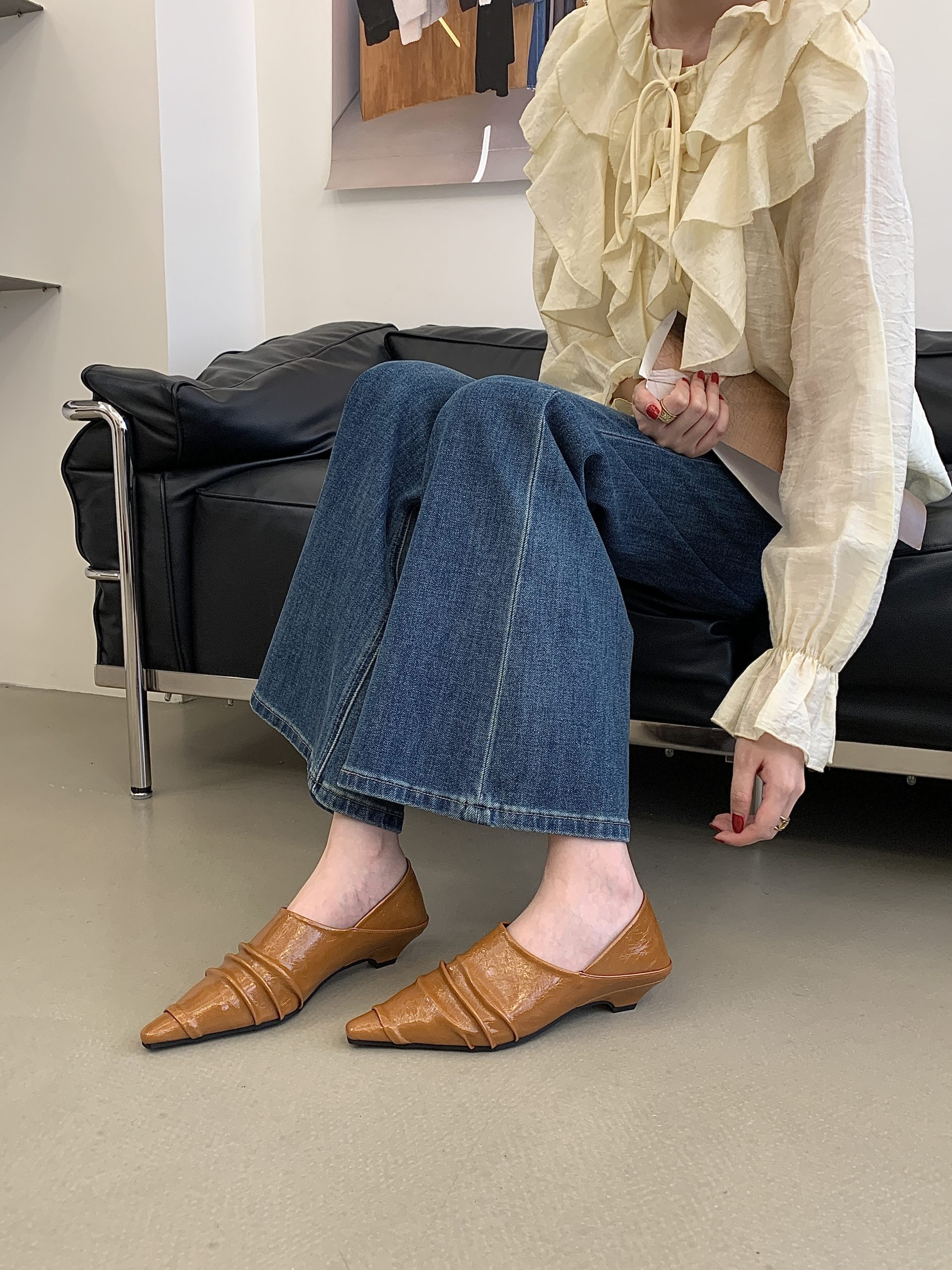 2026 New Autumn French Pointed Toe Flat Shallow Mouth Shoes Women's Comfortable Low Heel Slip-On - Image 4