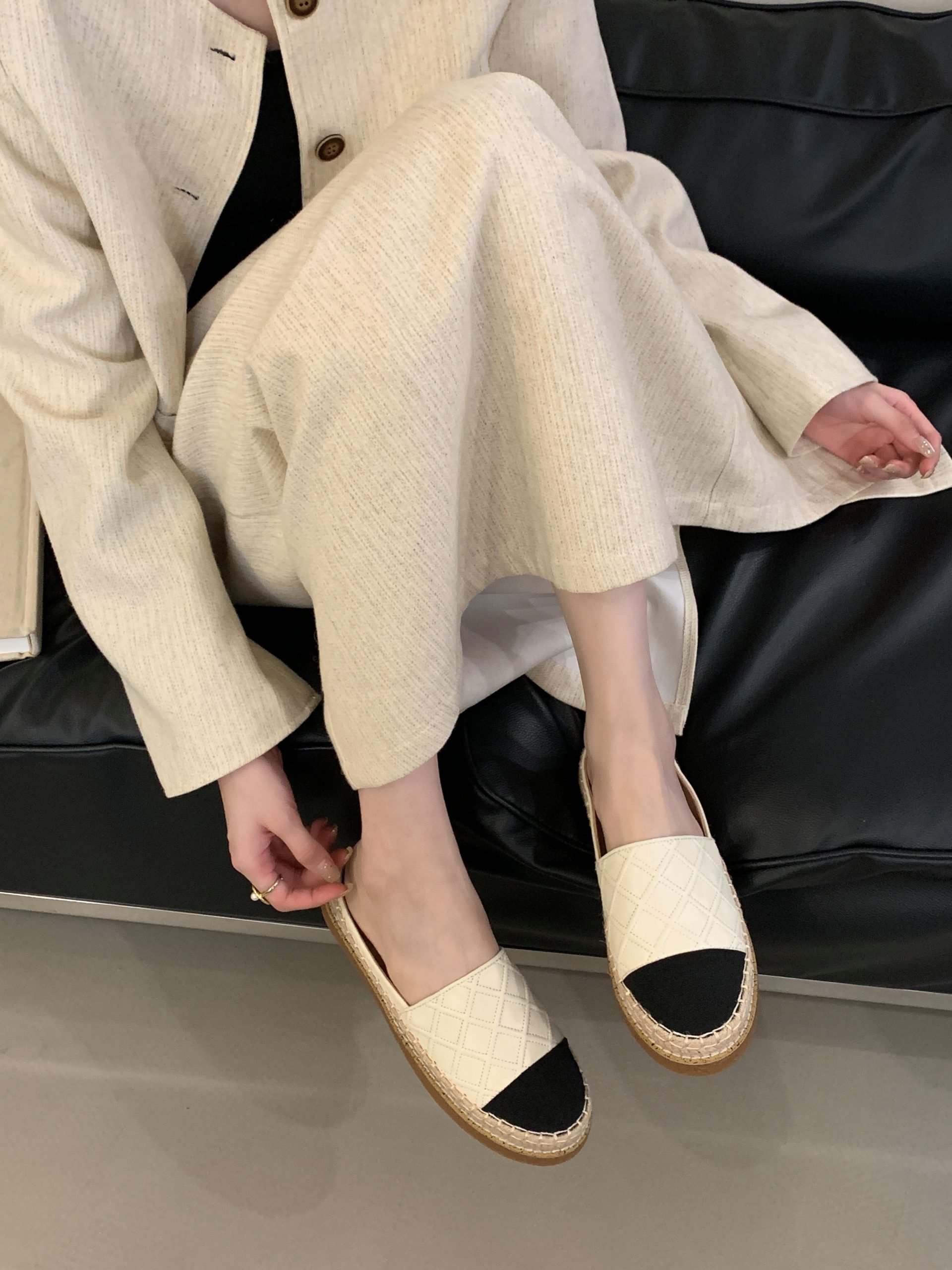 Chanel Style Fisherman Shoes Women 2025 New Breathable Closed Toe Flat Shoes Comfortable Slip On Soft Sole - Image 4